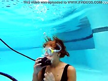 Katya Nakolkina with another sluts into the pool