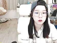 Cute Korean Streamer 1