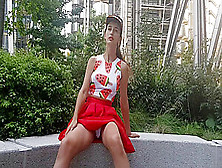 Upskirt (fake) on Wall Street