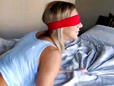 The guy surprised his girlfriend and gave her a threesome