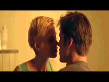 Ein Fisch,  der auf dem Rücken schwimmt (2020)