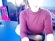 Hot milf pantyhose and squirt show