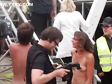 Naked on Stage-123 N14