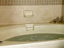 Lynn Hawt Muscle Baths