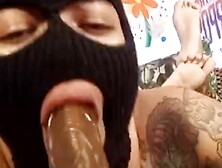 Quiero una verga follando mi boca!!!