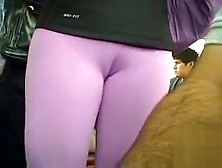 Spandex Chick On The Train Has Great Cameltoe