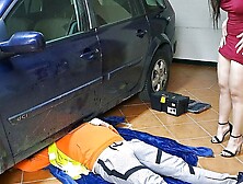 Big ass wife cuckolding with private mechanic