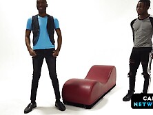 Behind the scenes on amateur bareback sex video shoot