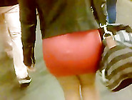 Beurette mini robe qui serre Step son cul