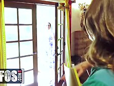 Mofos - real estate agent Riley Reid Doesn't Wear Panties