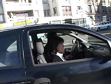 Son mari lui offre une grosse bite pour son anniversaire ! vid&e