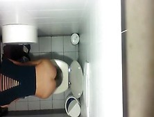 Capturing multiple girls from my class on the toilet