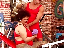 Sporty Hairy Bush Bbw Granny Enjoys Rough Big Cock Fucking At The Gym By Her Fitness Coach