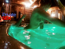 Anal Fuck and Orgasm in the Jacuzzi