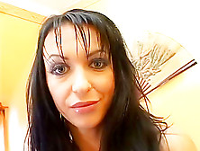 Pornstar folle Demi Blue dans une exotique faciale, petit seins xxx clip