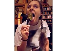 Lunatic Cute Chick Eats A Scatcicle