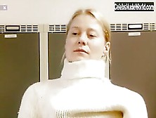 Trine Dyrholm in Forbrydelser (2004)