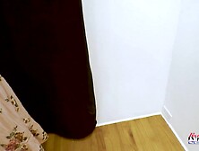 Cute Playgirl Luna Parish Shows How To Give A BJ Like A Pro!