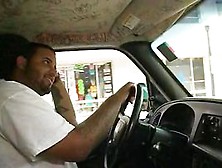 Britney is Back On The Bus!