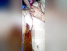 Hot Sexy Paki Girl Showing Her Nude Body