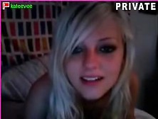 blond teenie livecam wet crack jamming