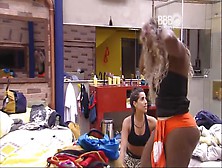 Adelia Caiu Na Net Mostrando Os Peitos No Bbb16