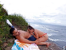 I HAD SEX WITH A HAWT BLOND I MET ON THE BEACH