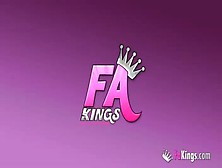 Hermanos reales follando codo con codo