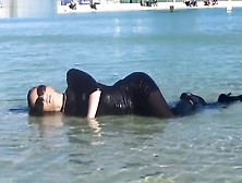 Cut Girl Wetlook In Lake