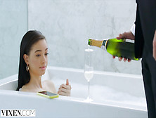 Spoiled Mistress is Addicted to Hard Lovemaking