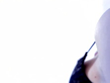 Amandine Pellissard is back in front of the cam with Chat-Bite