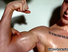 Exclusive - Muscle Worship - Eastboys