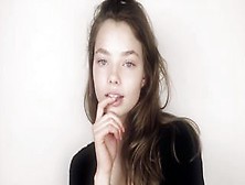 Vidage De Couilles En Regle Sur Kristine Froseth