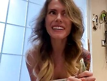 Missivydoll - Answering Door Naked For Pizza