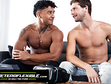 Heteroflexible - Str8 Benjamin Blue Tries Vr Porn With Buddy Kenzo Alvarez,  Decides To Ride His Cock