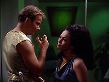 Star Trek,  "Mirror,  Mirror" (1967) s2e4