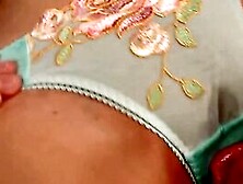 EXPOSED The Sluttiest Cheerleader Youll Ever Meet READY TO SextUALLY DESTROY YOUR LIFE