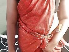 Saree Mami Seducing