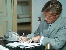 Five person classical gangbang with hot sluts