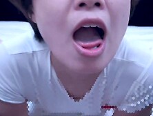 She makes obscene noises and aggressively blowjobs and gokkun ♡