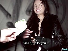 Hard fuck in the sideways pose with a lusty model Olivia Zlota