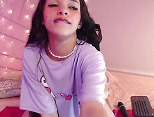 LisaBrunett pounds her pussy in c2c