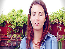 Amateur lesbo girls get their narrow kitties licked and poked