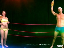 Sports man is fucking two ladies hard