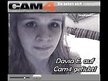 Davia E.  aus Mahlow - Live auf Cam4 gefickt! (Bild in Bild)