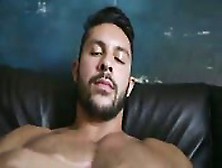 Vídeo Solo Com Um Gostoso