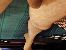 cumplay tries out her new toy!