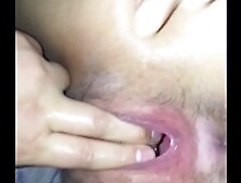 Me follo a mi primita youngster mientras estaba leyendo comentarios del Facebook