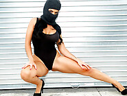 Jerry & Dylan Daniels in Work that booty - MonsterCurves