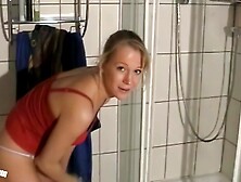 Anna - Will She Make It The First Time With A Bbc? Bts